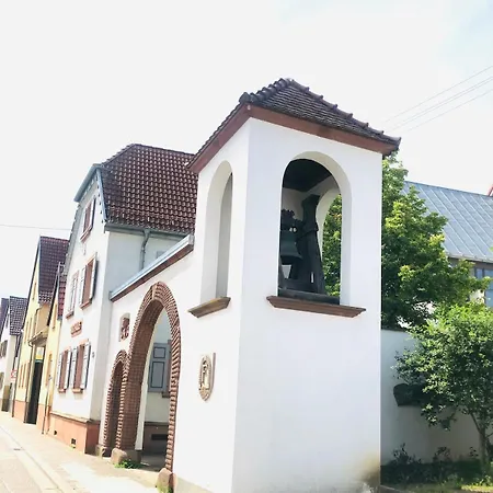 Feldmann Apartment *