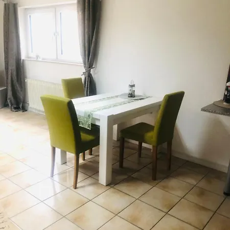 Feldmann * Freckenfeld